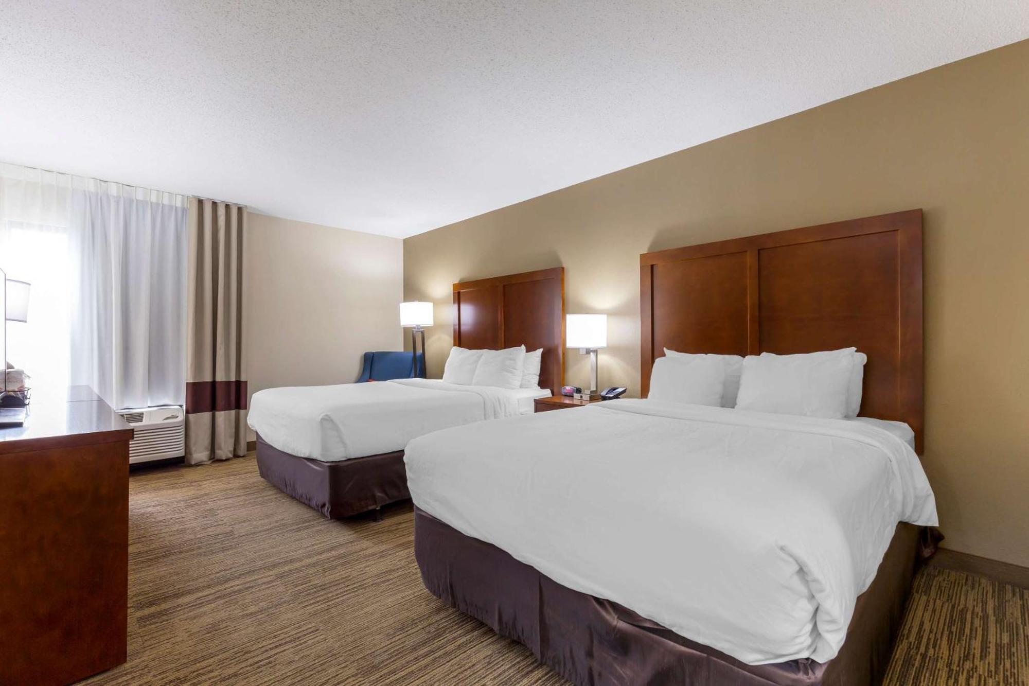 Comfort Inn University Durham - Chapel Hill Buitenkant foto