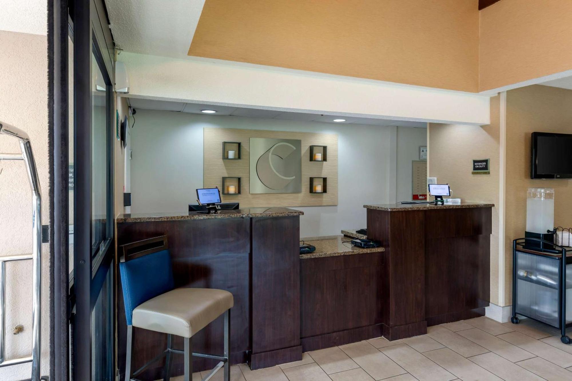 Comfort Inn University Durham - Chapel Hill Buitenkant foto
