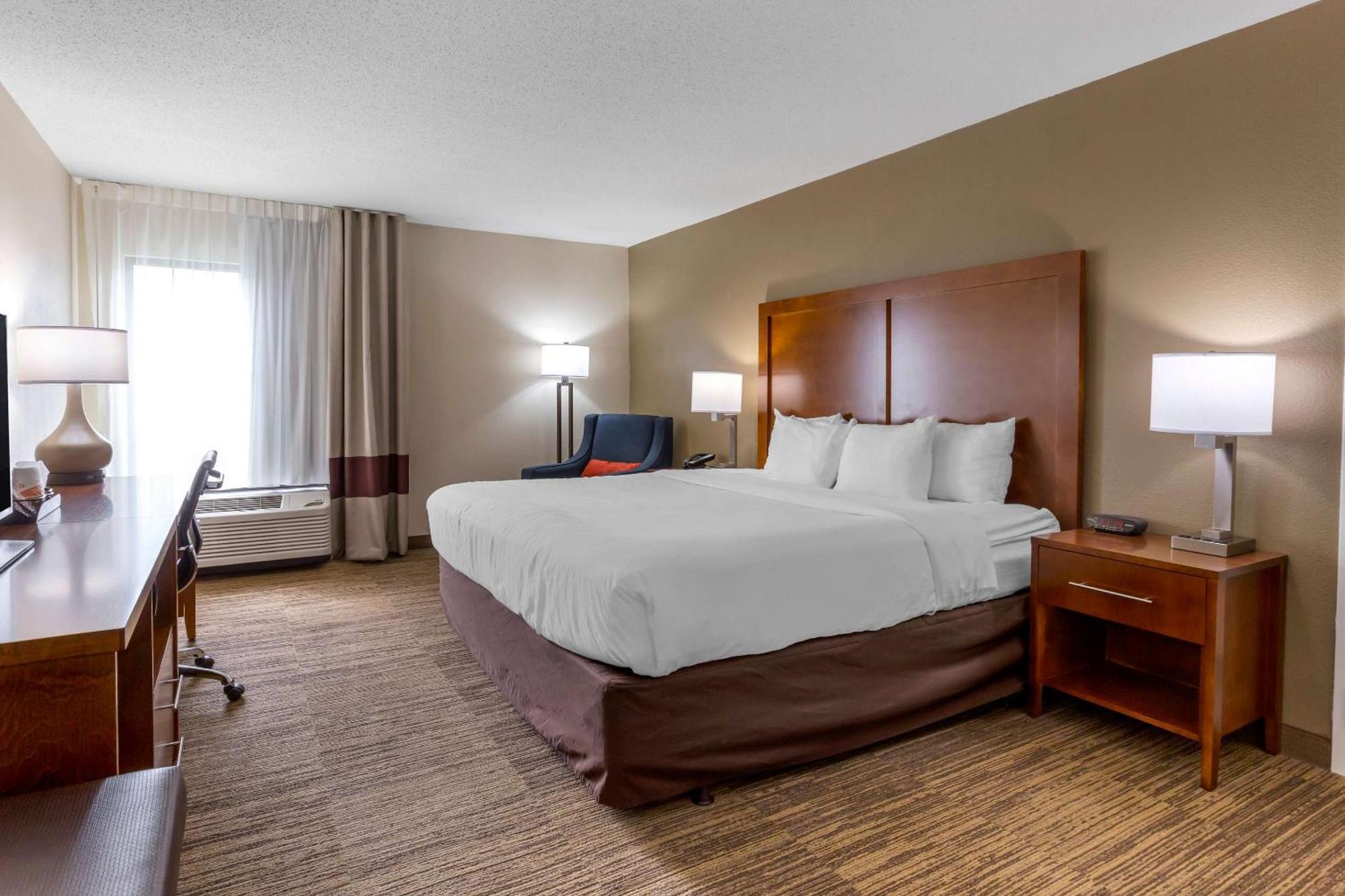 Comfort Inn University Durham - Chapel Hill Buitenkant foto